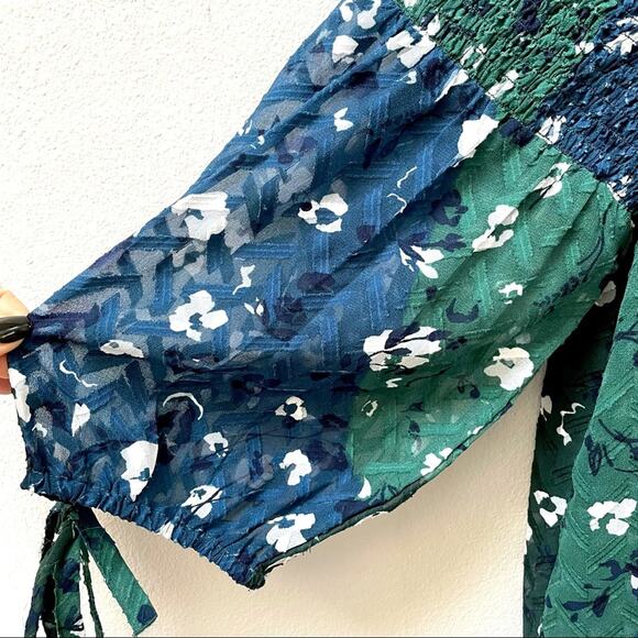 Susina Floral Mock Neck Half Sleeve Textured Shift Dress Blue Women's Small $98 - Picture 4 of 9